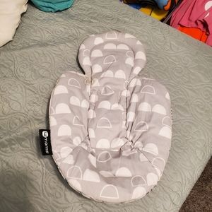 Reversible insert for 4Moms Rockaroo and Mamaroo